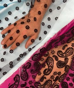 تور مخملی طرح بته جقه و گل