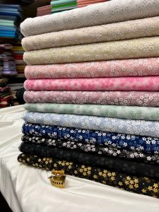 تور شکوفه آدامسی