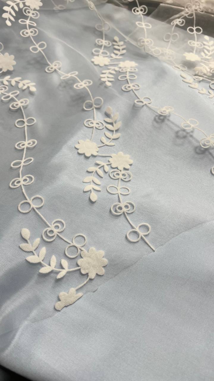 تور طرحدار مخملی طرح گل1